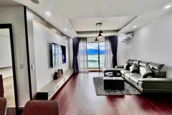 Квартира, 3 спальни · 129 м² 2