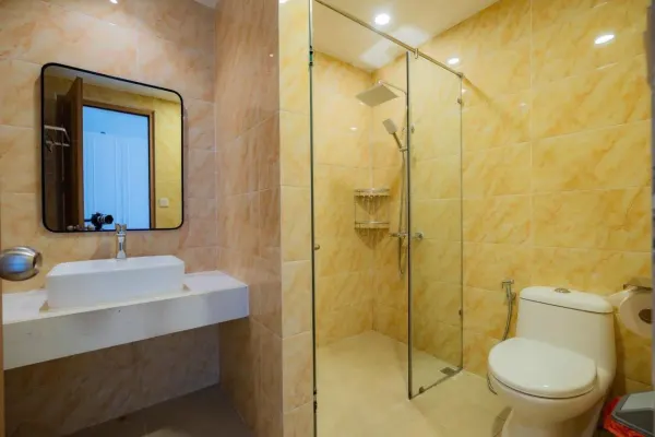 Квартира, 2 спальни · 70 м² 4
