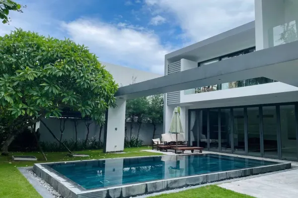 Вилла, 3 спальни · 650 м² 2