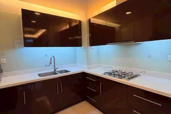 Квартира, 2 спальни · 103 м² 4