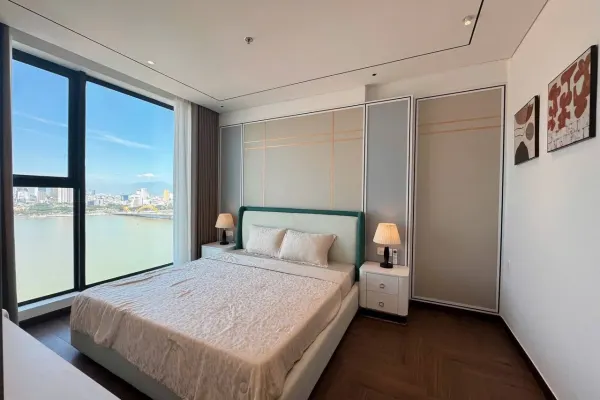 Квартира, 2 спальни · 91 м² 2