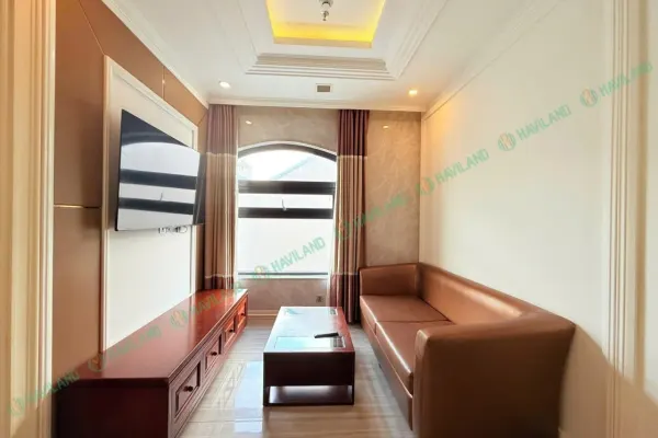 Квартира, 3 спальни · 80 м² 3