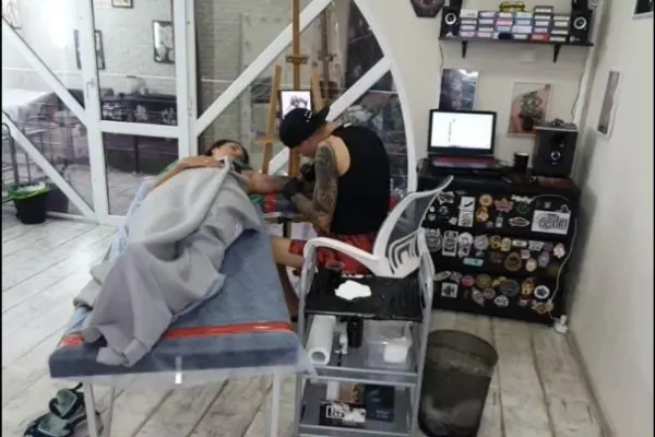 Тату мастер в Дананге